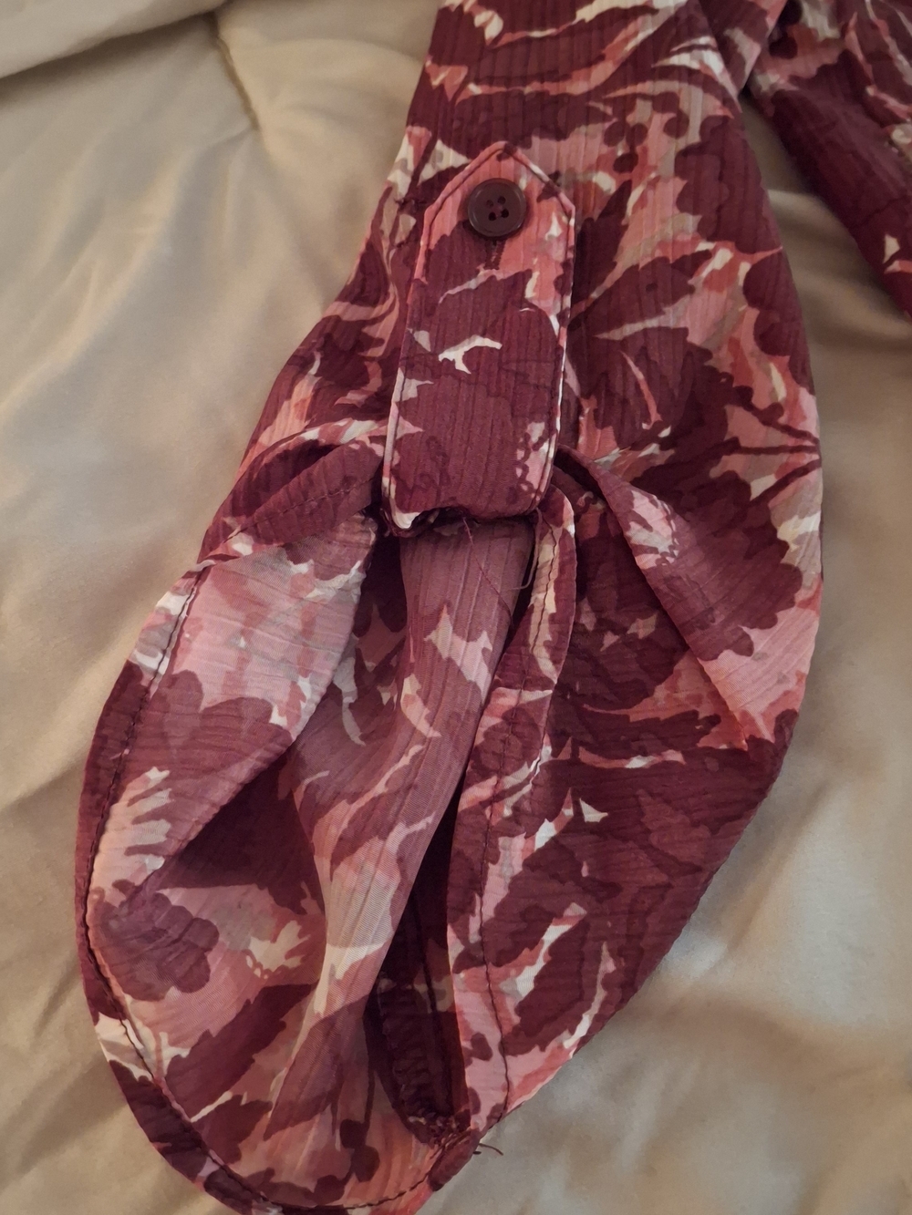 White Stag Wonen's Button-Front Floral Tunic in Burgandy & Blush - Picture 9 of 10